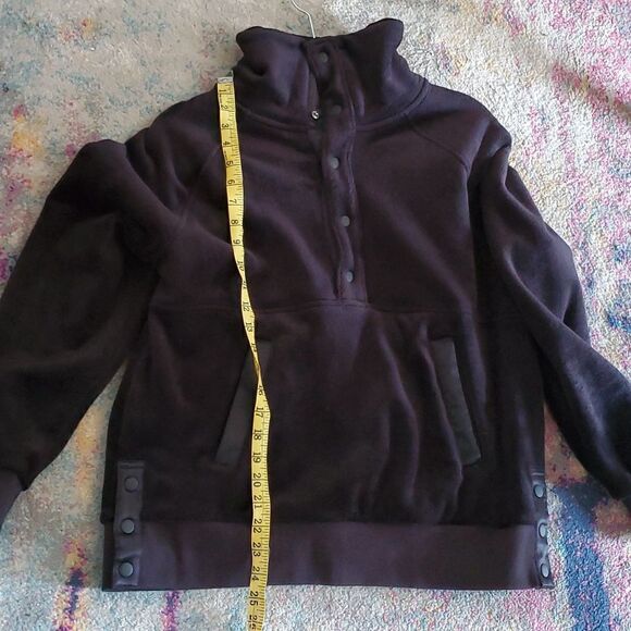 Athleta Recover Cozy Snap Front Fleece in Black Size M - Picture 11 of 12